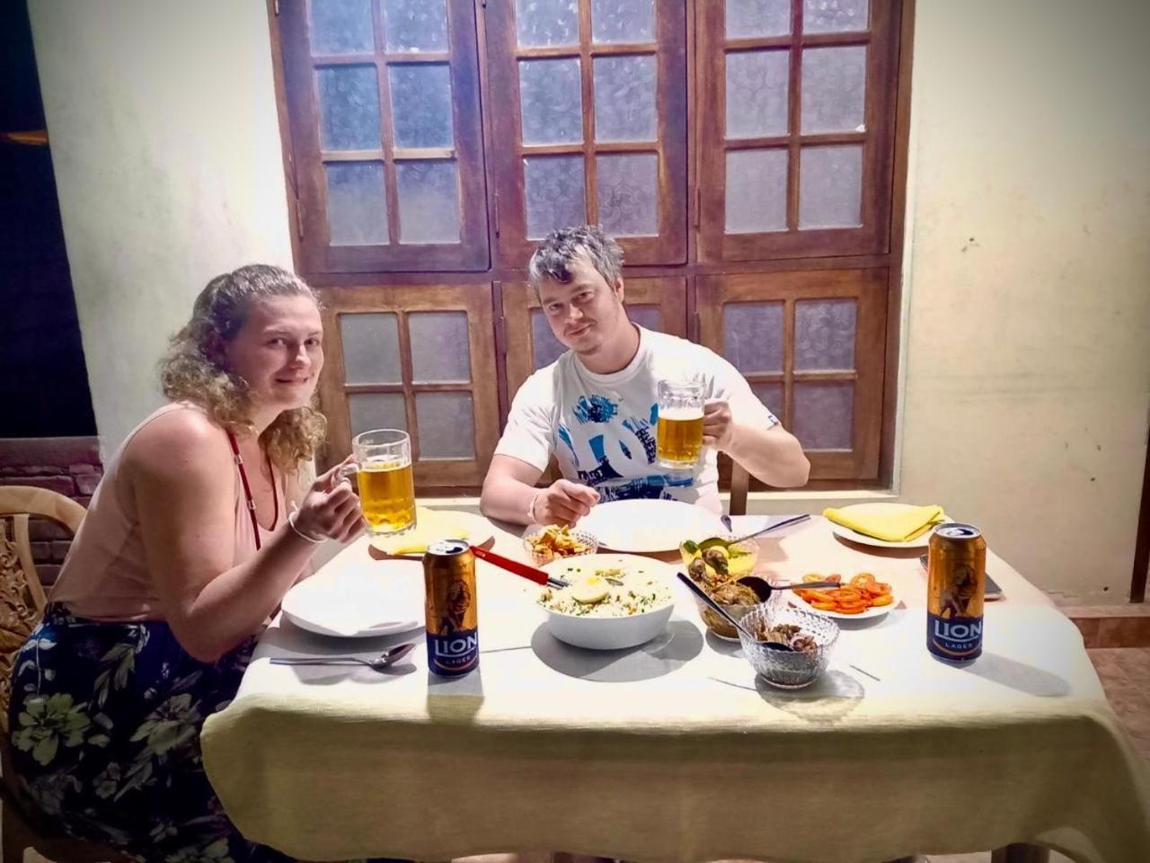 Arani Homestay 波隆纳鲁沃 外观 照片